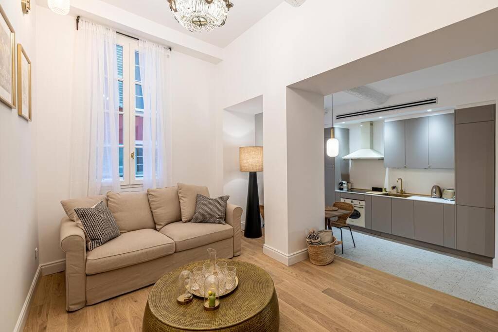 Chez Collette - Luxury In The Old Nizza Exterior foto
